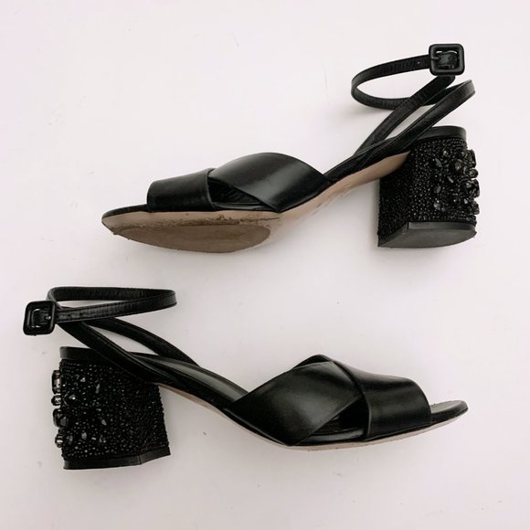 Le Silla Jeweled Sandal - Picture 5 of 13